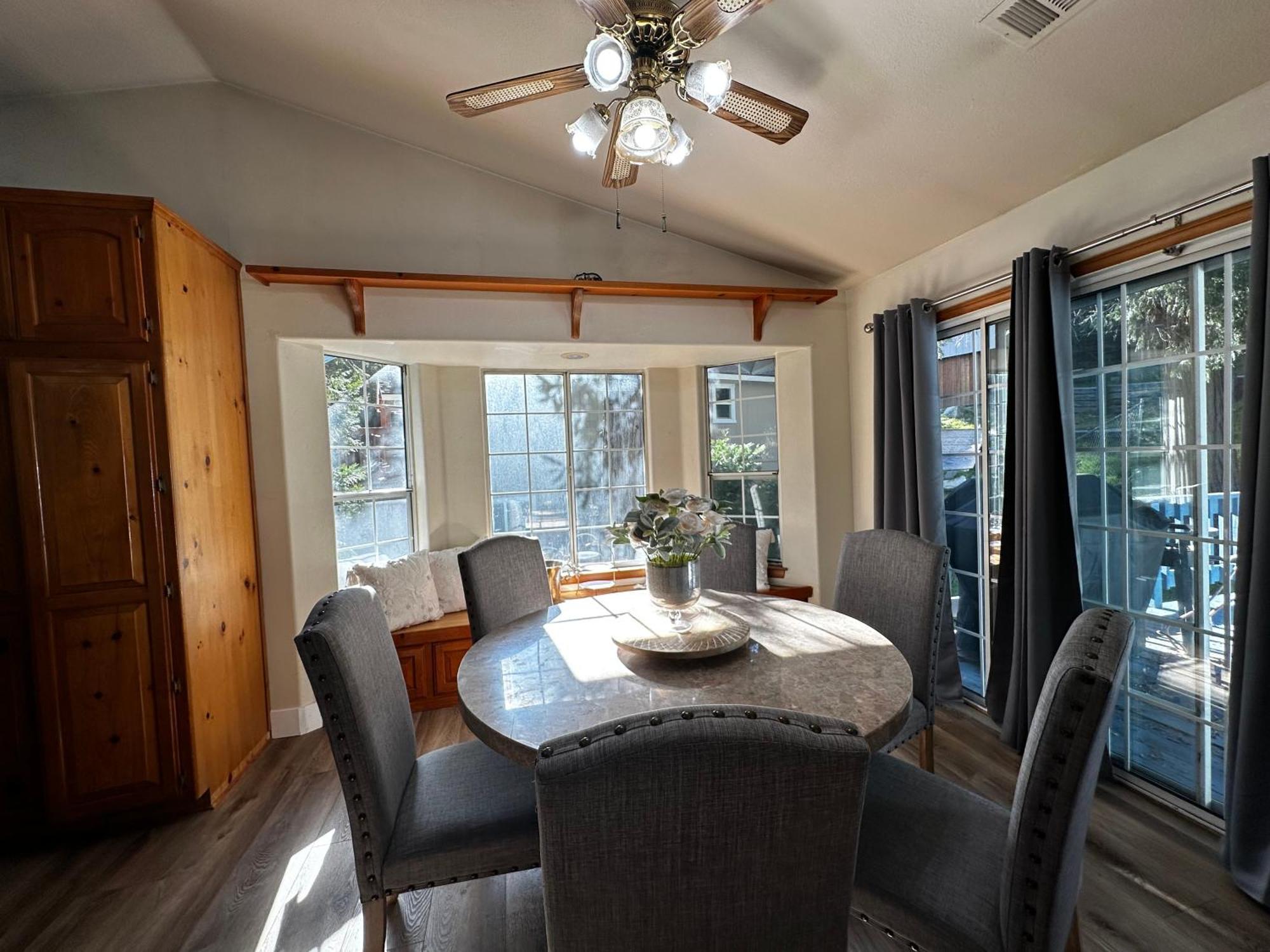 Bluebird Cabin Crestline Exterior photo